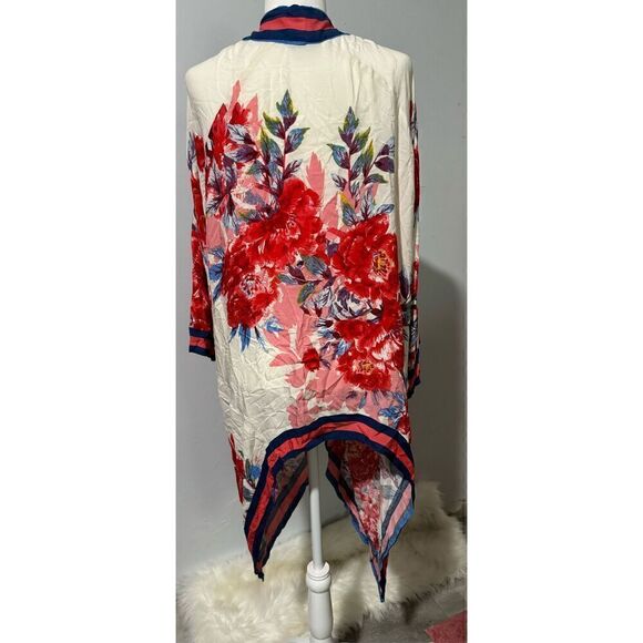Flying tomato S\M red flower print boho Kimono - Picture 5 of 8